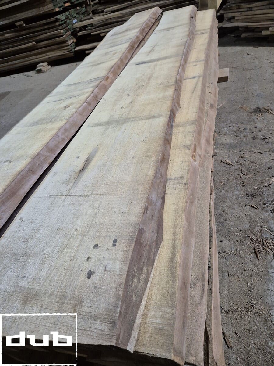 Доска березы сухая необрезная 1 сорт 3000х200х50
